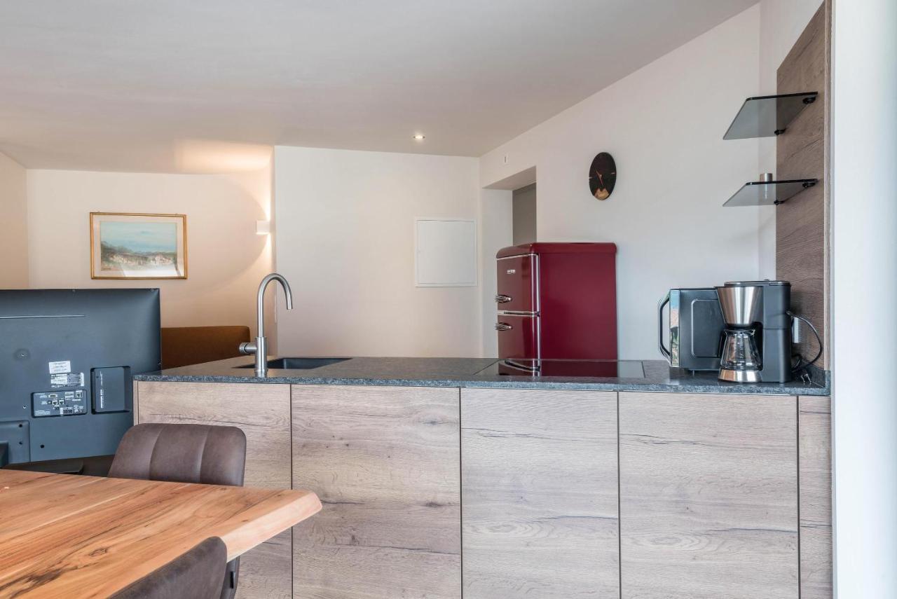 Aumia Apartment Rubin Fiè Екстериор снимка