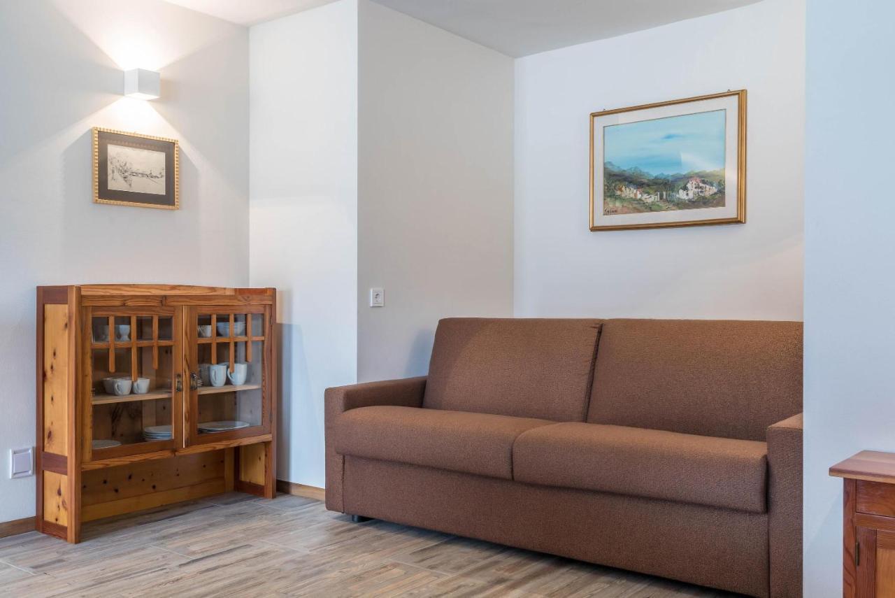 Aumia Apartment Rubin Fiè Екстериор снимка