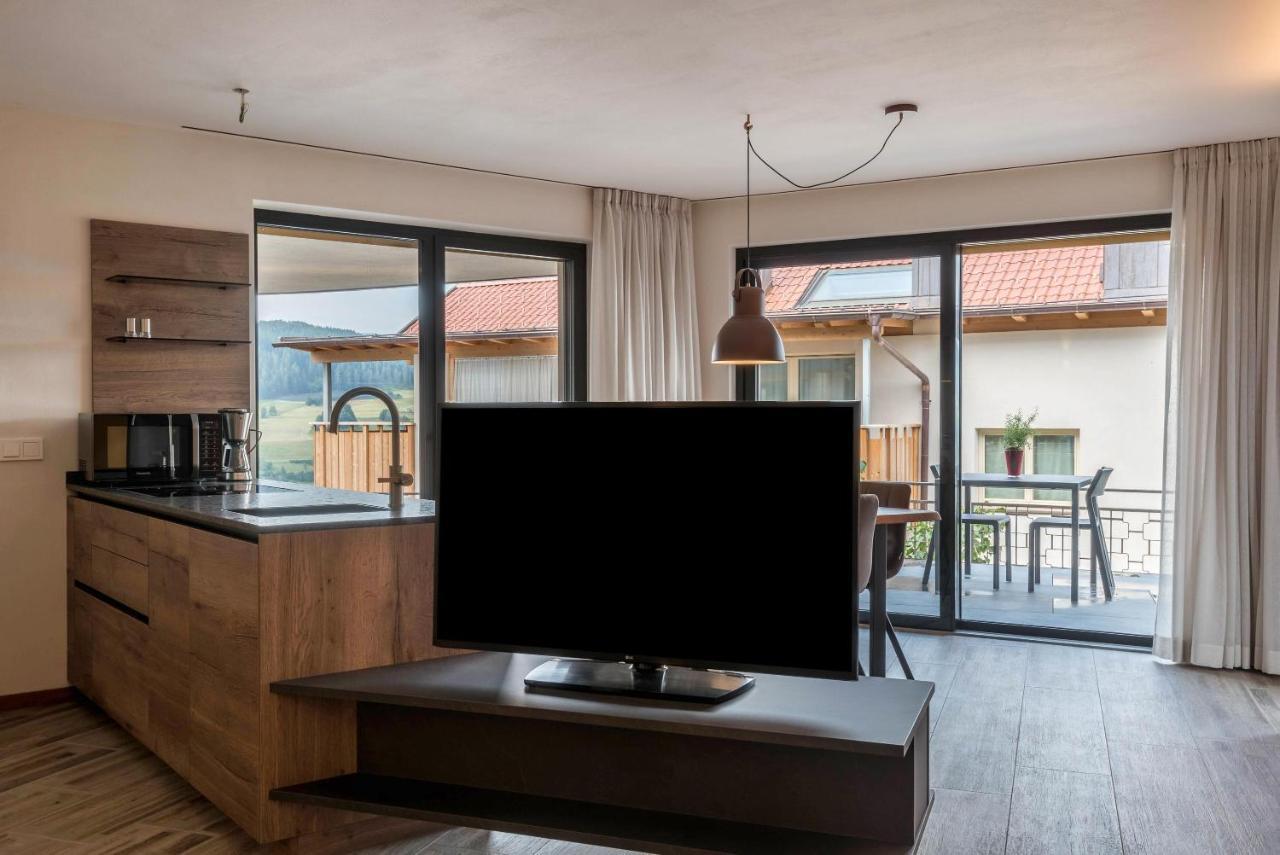 Aumia Apartment Rubin Fiè Екстериор снимка