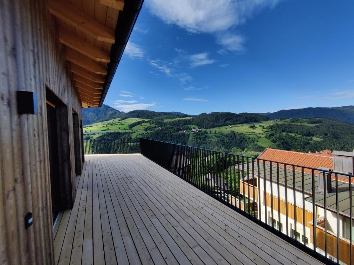 Aumia Apartment Rubin Fiè Екстериор снимка
